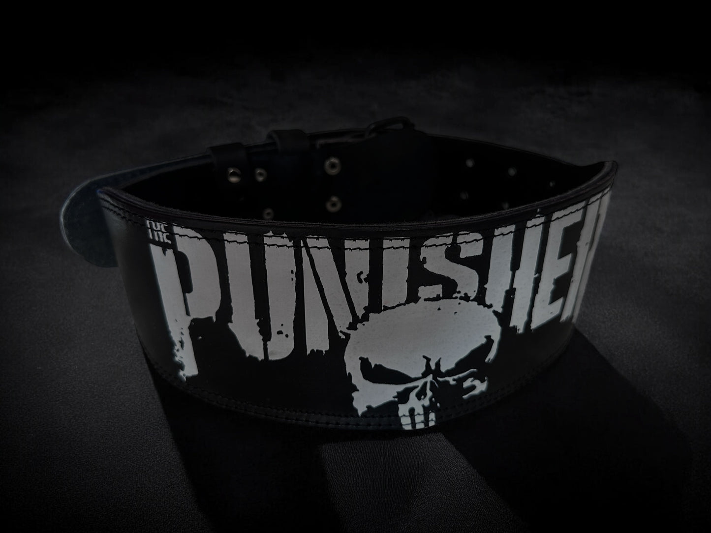 CINTO PUNISHER CON STRAPS