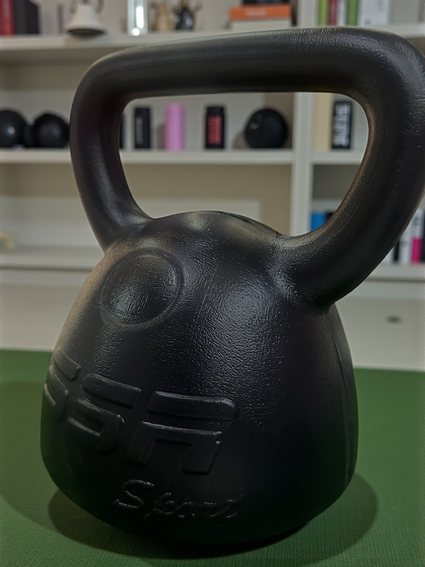 Pesa Rusa (Kettlebell) de 5 kg SSR Sport – Resistente y Equilibrada